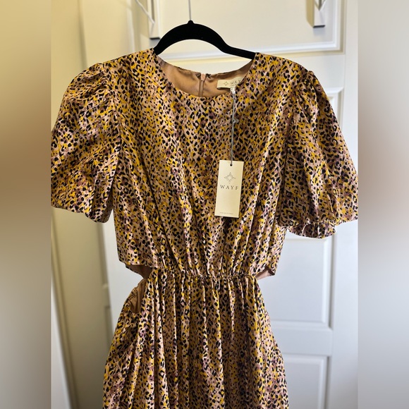 WAYF Cut Out Tiered Women's Maxi Dress NWT - Picture 5 of 11